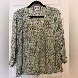 Joie L/S Y Neck Silk Blouse Smocking Detail Front Shoulder 2-Button Cuffs